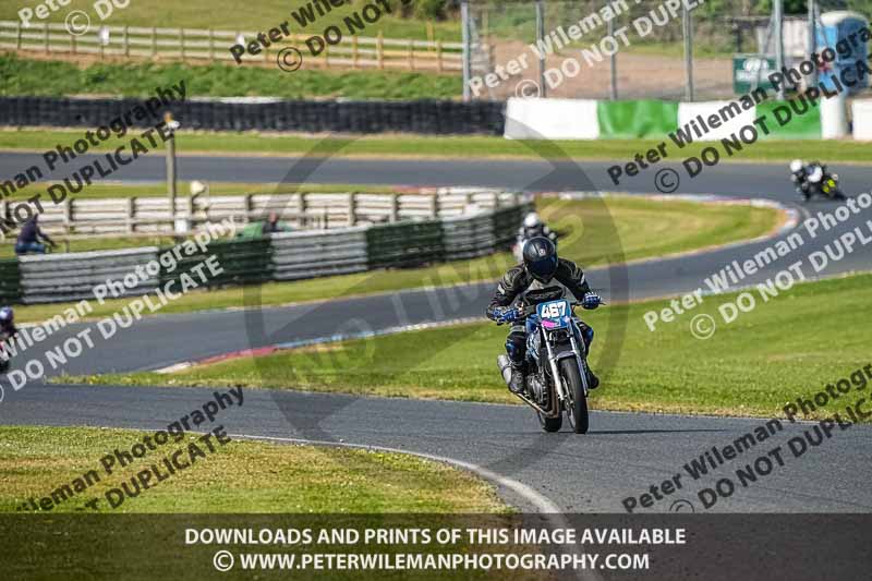 enduro digital images;event digital images;eventdigitalimages;mallory park;mallory park photographs;mallory park trackday;mallory park trackday photographs;no limits trackdays;peter wileman photography;racing digital images;trackday digital images;trackday photos